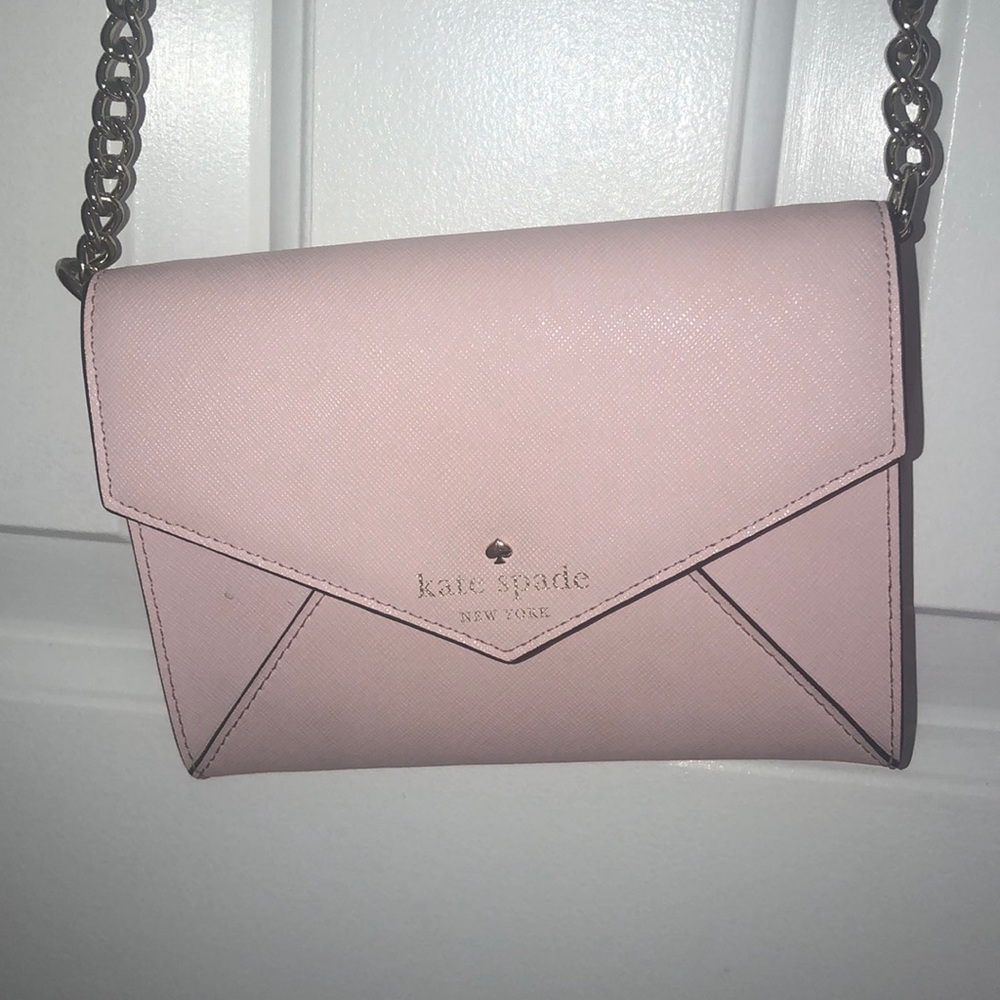 Kate spade crossbody. Accepting offers!!
